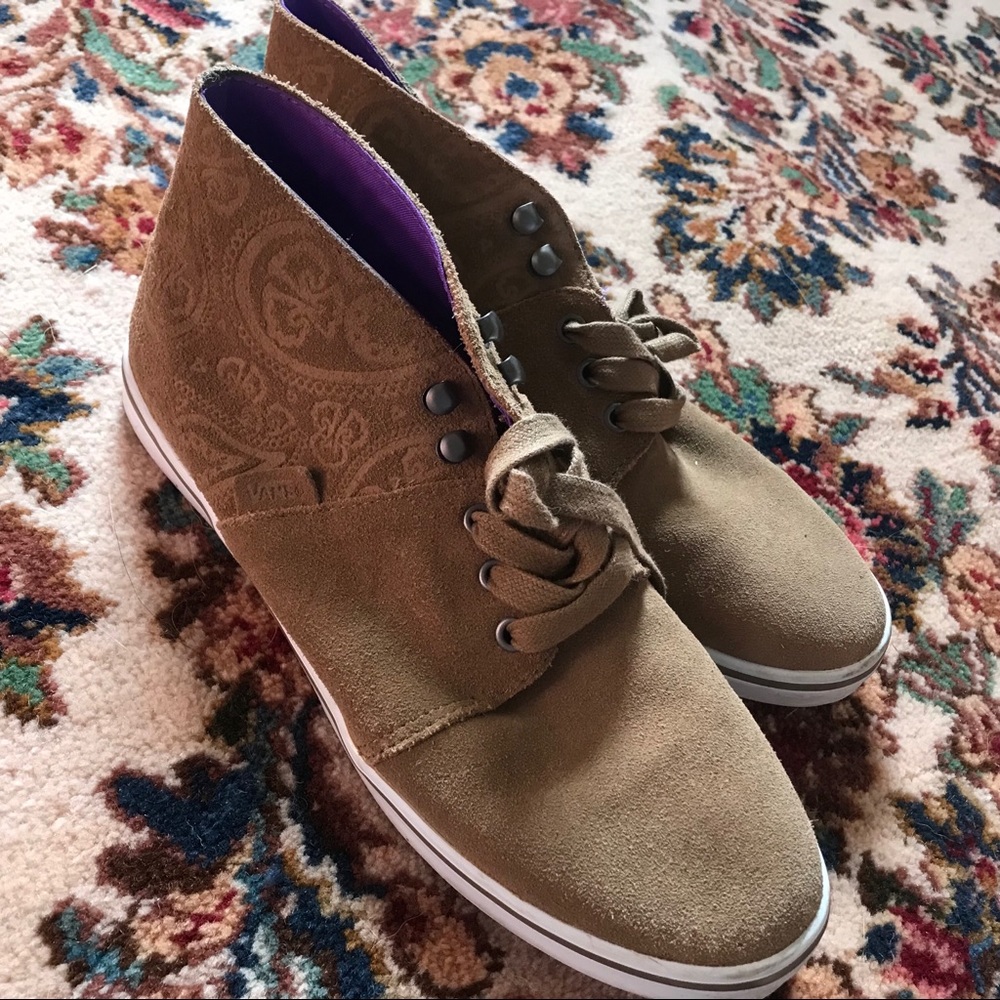 Tan suede VANS